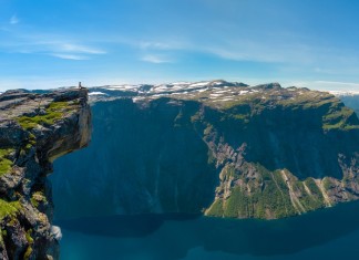 Trolltunga o "Lingua del Troll"