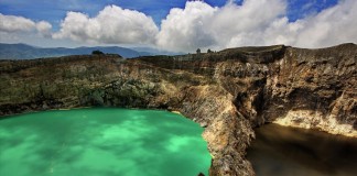 I laghi colorati di Kelimutu