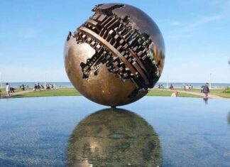 Esplorare Pesaro: attività all’aria aperta per tutti i gusti palla di Pomodoro Pesaro